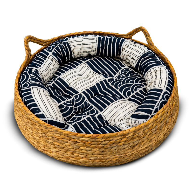 Natural Woven Basket Bed